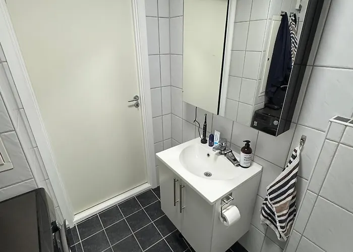 Апартаменты Bright And Modern Center Олесунн