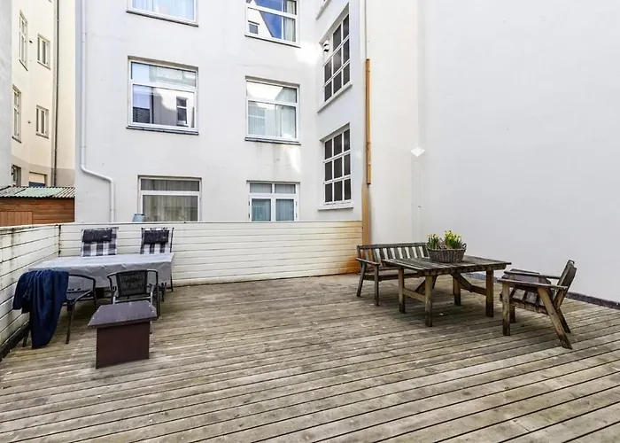 Bright And Modern Center Олесунн